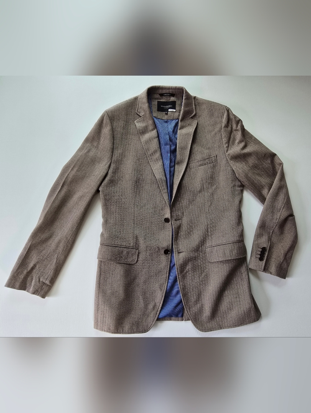 Banana Republic Men's Taupe Herringbone Sport Coat with Blue Lining
